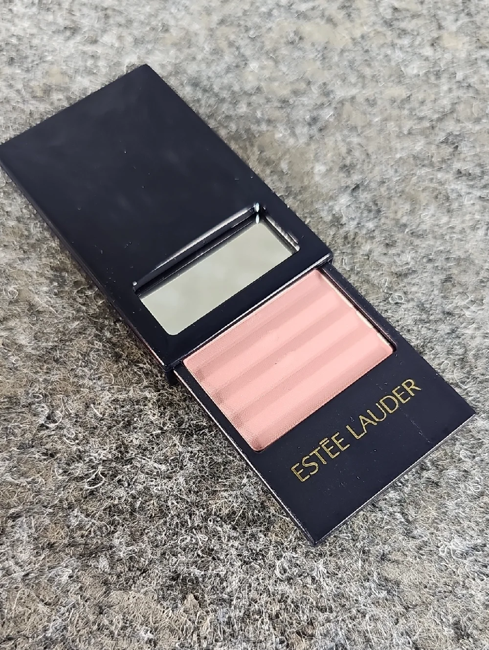 Estée Lauder Tender Blush, 323 Plum Rose, Travel-sized 